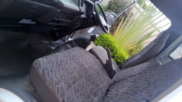 ขายรถที่บ้านพร้อมใช้ ทะเบียนครบ พร้อมโอน ปี05 ป้ายเล็กไม่ติดเวลา เครื่อง 4HG1  LPG แท้ๆ โรงงานแน่นๆ 135 แรงม้าเกียใหญ่คัทซี  NKR 71 E หกล้อใหญ่บึ้กๆ สวยทั้งเส้น