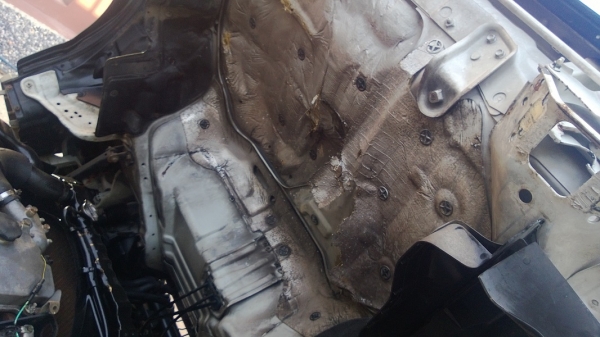 ขายรถที่บ้านพร้อมใช้ ทะเบียนครบ พร้อมโอน ปี05 ป้ายเล็กไม่ติดเวลา เครื่อง 4HG1  LPG แท้ๆ โรงงานแน่นๆ 135 แรงม้าเกียใหญ่คัทซี  NKR 71 E หกล้อใหญ่บึ้กๆ สวยทั้งเส้น