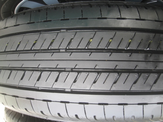 ขายล้อแม็ก Vigo TRD ป้ายแดง 16"x6.5" et40 5รู114.3 + ยาง ปี13 สนใจติดต่อเล็กคลองสามครับ (081-3747940)