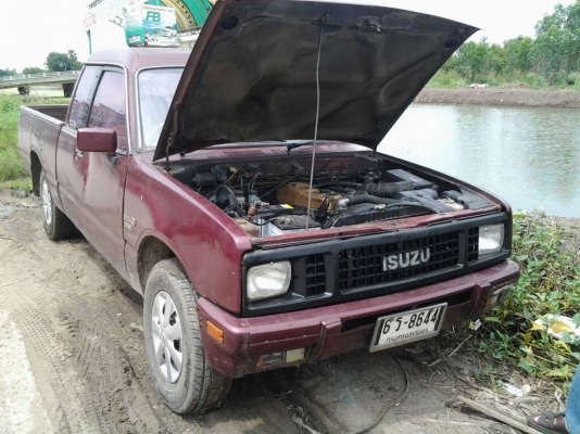 ขอขายisuzu kbcab รถดีชัสซีไม่มีผุ เครื่องทำใหม่แน่ปึกพร้อใเข้าไรสวน