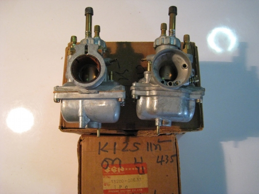 ขาย คาบูเรเตอร์ suzuki k125 เก่าเก็บเเท้ไม่เคยใช้