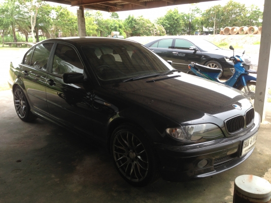 รถบ้านใช้เอง BMW SERIES 318i ปี 2547 เครื่องเบนซิน 2000cc สีดำ เกียร์อัตโนมัติ ,เบรคABS , , ล้อแมกซ์ รถบ้านใช้เอง BMW SERIES 318i ปี 2547 เครื่องเบนซิน 2000cc สีดำ เกียร์อัตโนมัติ ,เบรคABS , , ล้อแมกซ์