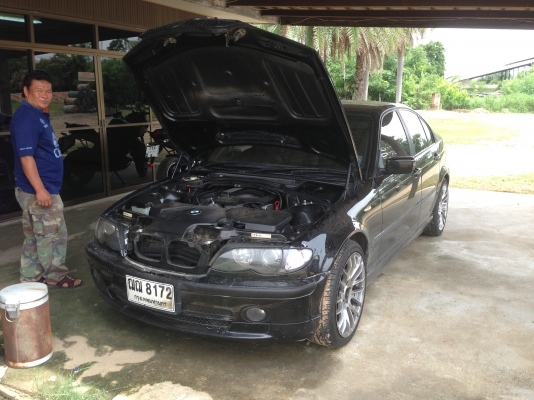 รถบ้านใช้เอง BMW SERIES 318i ปี 2547 เครื่องเบนซิน 2000cc สีดำ เกียร์อัตโนมัติ ,เบรคABS , , ล้อแมกซ์