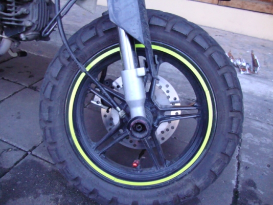 ขาย New KSR 110 ปี 2553 (สีขาว ) วิ่ง 2,500 กม. แท้ ท่อคู่ 2 ขาย New KSR 110 ปี 2553 (สีขาว ) วิ่ง 2,500 กม. แท้ ท่อคู่ 2