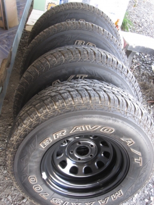 ขายกระทะล้อ 15 ยาง 31AT 5 รู 114.3 ใส่วีโก้ ไมตี้ จิ๊ปเชอโรกี