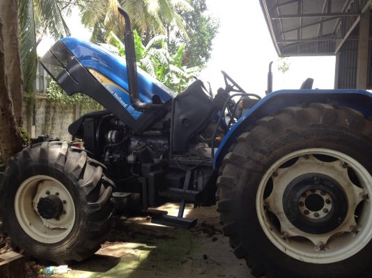 ขายรถไถ New Holland TL 5050/4WD ราคาถูก