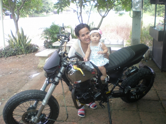 ขายด่วน TW200 เเต่งสต้ัน เท่ๆ In.v ลดเหลือ 39,000 มาี่ขี่กลับบ้านเลยครับ (ราคาสุดท้ายเเล้วครับ)