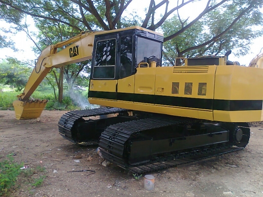 ขาย..รถแบคโฮ CAT E200 B เครื่องดี ปั้มดี รถเก็บสวยให้ทั้งคัน มีทะเบียน รถสวย ราคาประหยัด.