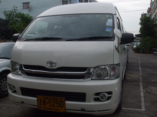 ขายรถตู้commutorปี2009แต่งVIPป้ายเหลืองพร้อมวิน