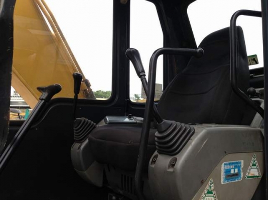 รถแบคโฮ มือสอง นำเข้าจากญี่ปุ่น