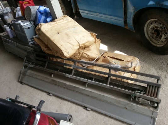 ขายกระป้อ แพ๊คคู่ เหมาๆ......