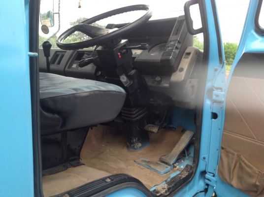 หกล้อ  6 สูบ   6BD1 ขายสด  ผ่อน ดาวน์ น้อย