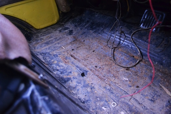 ขายรถตู้ TOYOTA HIACE 20 หน้าแตงโม (65,000 บาท)