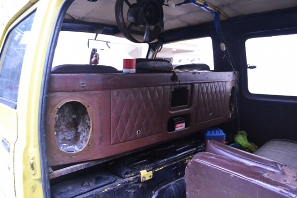 ขายรถตู้ TOYOTA HIACE 20 หน้าแตงโม (65,000 บาท)