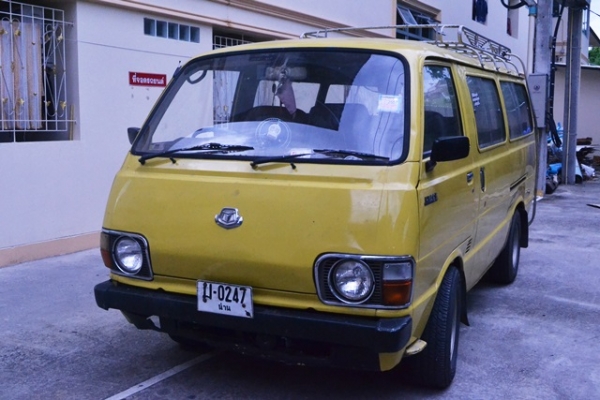 ขายรถตู้ TOYOTA HIACE 20 หน้าแตงโม (65,000 บาท)