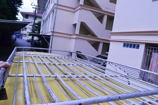 ขายรถตู้ TOYOTA HIACE 20 หน้าแตงโม (65,000 บาท)