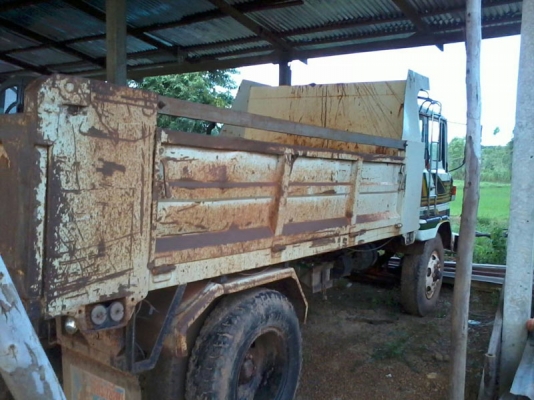 Hino KR320 EH100 165 แรง ดั้ม ยาง 9 พวงมาลัยพาวเวอร์ ยาว 4 M