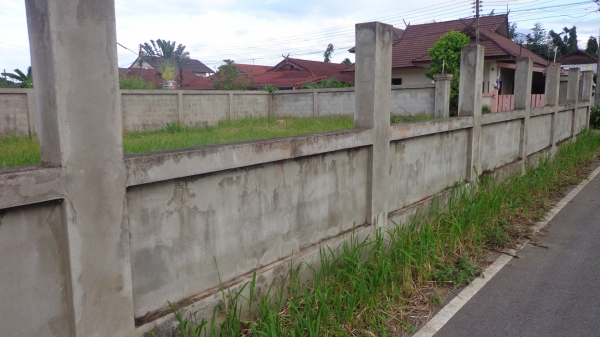 ขายที่ดินเนื้อที่ 70 ตารางวา ติดถนน อยู่ในชุมชน