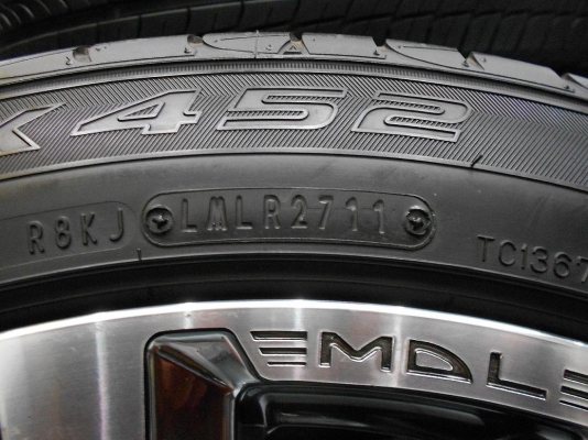 ขายล้อแม็กลาย Venerdi ขอบ 20 (5/114.3)พร้อมยาง Falken(ไทย) 245/45/20 ปี 11/เทิร์นได้-ใส่ฟรีค่ะ ขายล้อแม็กลาย Venerdi ขอบ 20 (5/114.3)พร้อมยาง Falken(ไทย) 245/45/20 ปี 11/เทิร์นได้-ใส่ฟรีค่ะ