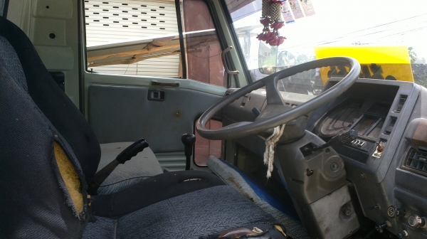 ขายรถ6ล้อคอก  HINO FB 112