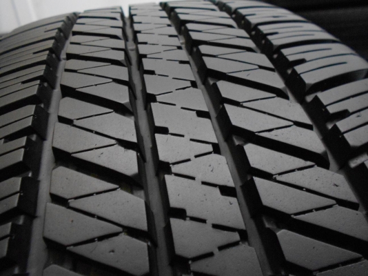 ขายล้อแม็ก Fortuner ขอบ 17" *รุ่นพิเศษ 50 ปีโตโยต้า พร้อมยางบริดสโตนปี 12 สภาพน้องๆป้ายแดง/เทิร์นได้-ใส่ฟรีค่ะ