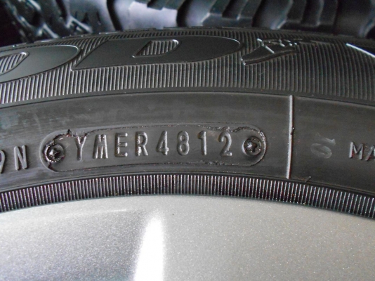 ขายล้อแม็ก Toyota Altis ขอบ 15(รุ่น 50 ปี โตโยต้า) พร้อมยางป้ายแดงปลายปี 12 /เทิร์นได้ ใส่ฟรีค่ะ ขายล้อแม็ก Toyota Altis ขอบ 15(รุ่น 50 ปี โตโยต้า) พร้อมยางป้ายแดงปลายปี 12 /เทิร์นได้ ใส่ฟรีค่ะ