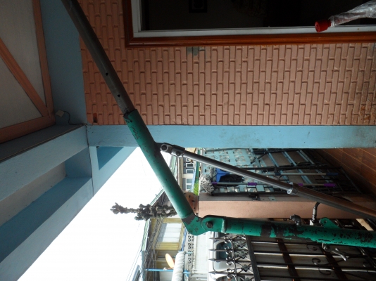 เครนยกเครื่อง/แม่แรง3ตัน