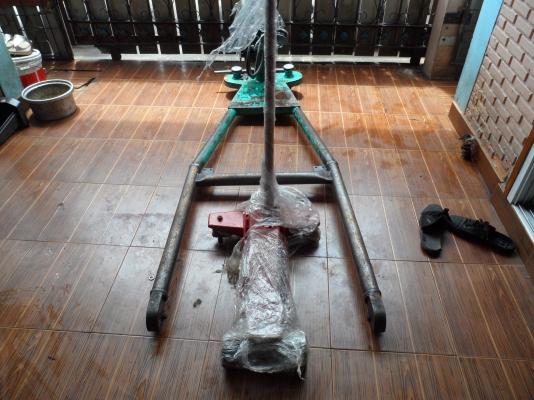 เครนยกเครื่อง/แม่แรง3ตัน