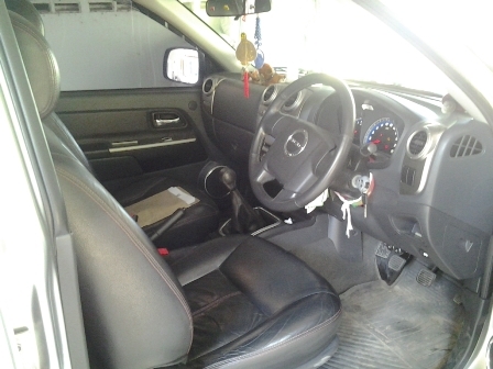 ขาย Dmax 4 Door  Hilander ปี09