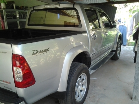 ขาย Dmax 4 Door  Hilander ปี09