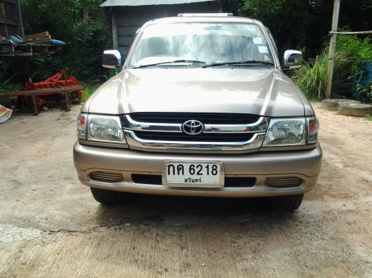 รถกระบะโตโยต้าD4D   สี่ประตู