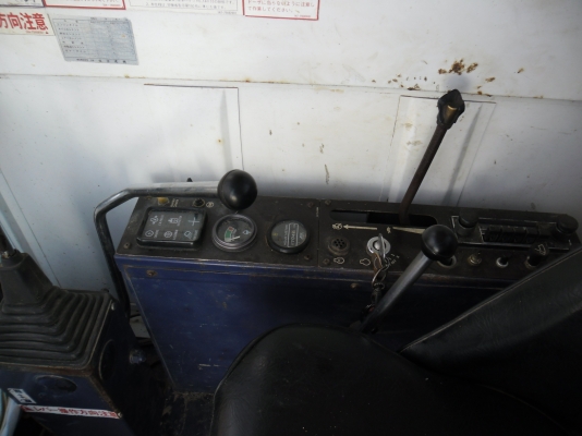 ประกาศขายรถแม็คโคร  ด่วนมากๆ  สนใจโทรมาเลย 089-7415653