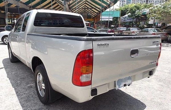 TOYOTA - HILUX VIGO D4D - EXTRACAB  2.5 MT