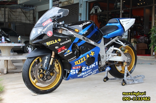 แม็กสิงห์บุรี//SUZUKI GSX-R1000 K1 ปี2001 สภาพหล่อ ท่อสูตร อินวอย+สรรพาสมิตร 155000 (รับเทิร์น)