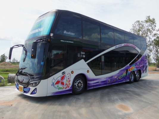 ขายรถบัส8ล้อ2ชั้นรถสภาพใหม่มาก จดทะเบียนใหม่ 3เม.ย.2556