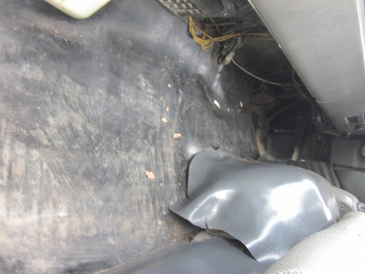 ขาย Hino  FC  120 แรงม้า ห้างแท้   สภาพพร้อมใช้