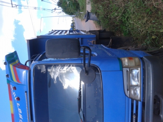 ฝากขายหกล้อดั้มอีซุสุ  150  พร้อมใช้งาน