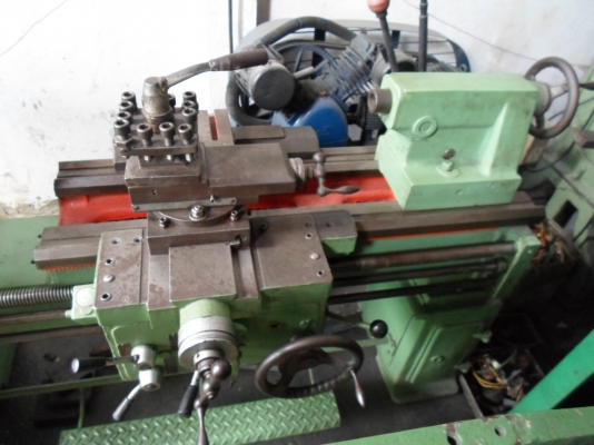 แท่นกลึง 6 ฟุต ต้าชิง 3 เพลา เกียร์บล็อก พร้อมใช้ 75,000