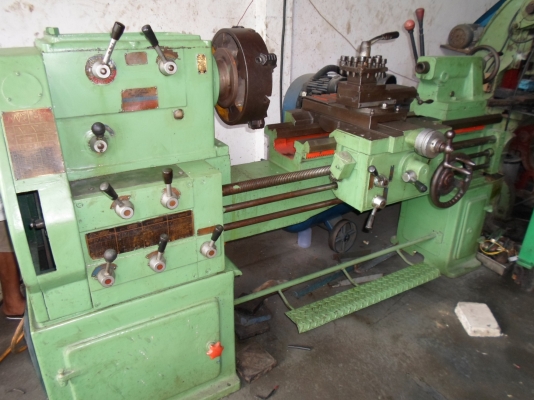 แท่นกลึง 6 ฟุต ต้าชิง 3 เพลา เกียร์บล็อก พร้อมใช้ 75,000