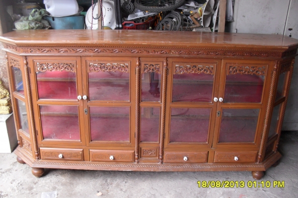 ขายตู้โชว์ไม้สักแกะลาย
