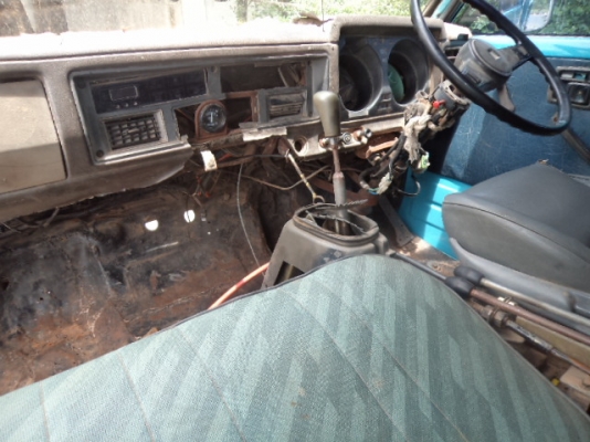 ขายรถ6ล้ออีซูซุKSดั้ม เครื่อง100แรง สภาพพร้อมใช้งานคับราคาต่อรองได้คับ