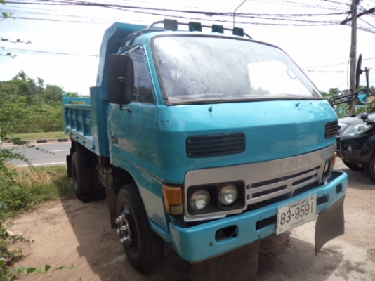 ขายรถ6ล้ออีซูซุKSดั้ม เครื่อง100แรง สภาพพร้อมใช้งานคับราคาต่อรองได้คับ