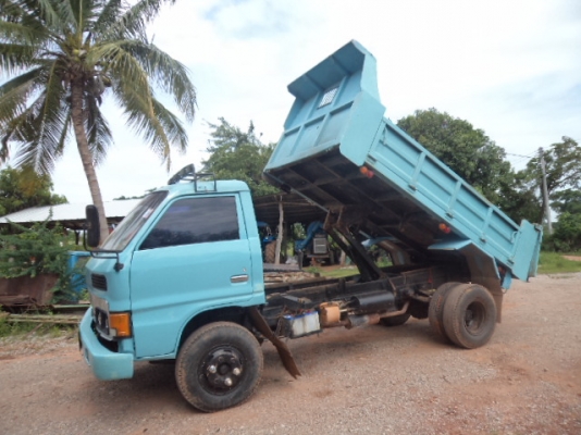 ขายรถ6ล้ออีซูซุKSดั้มราคาถูกๆ เครื่อง100แรง สภาพพร้อมใช้ ราคาต่อรองได้คับ