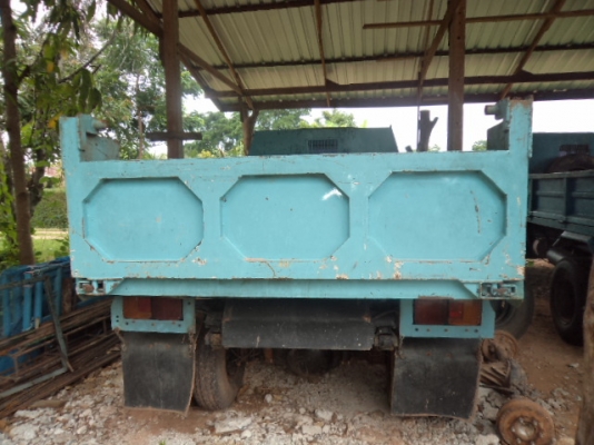 ขายรถ6ล้ออีซูซุKSดั้มราคาถูกๆ เครื่อง100แรง สภาพพร้อมใช้ ราคาต่อรองได้คับ