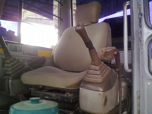 ขายแม็คโฮฮิตาชิ EX 120-2  รถนอกใช้ในไทย2ปี เอกสารอินวอย   รถสวยพร้อมใช้