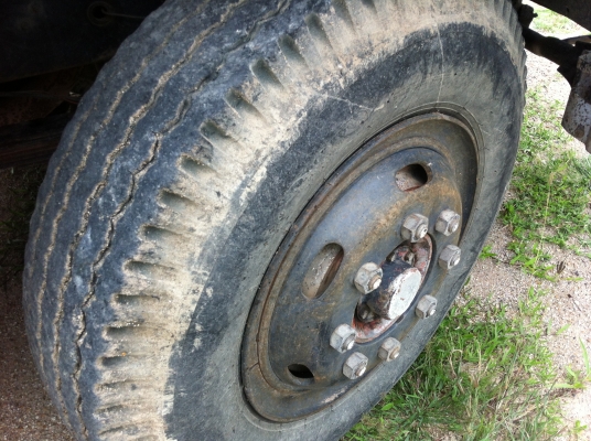 ขายรถพ่วง 18 ล้อ 2 เพลา แม่-ลูก ราคาลดเหลือ 1800000 ต่อรอง กระบะเนียมคอกสูงดั้ม HINO FM2K เครื่อง.K13D ปี.42 รถใช้งานอยู่