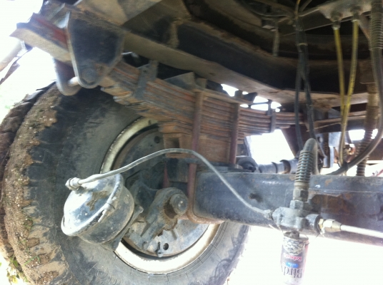 ขายรถพ่วง 18 ล้อ 2 เพลา แม่-ลูก ราคาลดเหลือ 1800000 ต่อรอง กระบะเนียมคอกสูงดั้ม HINO FM2K เครื่อง.K13D ปี.42 รถใช้งานอยู่