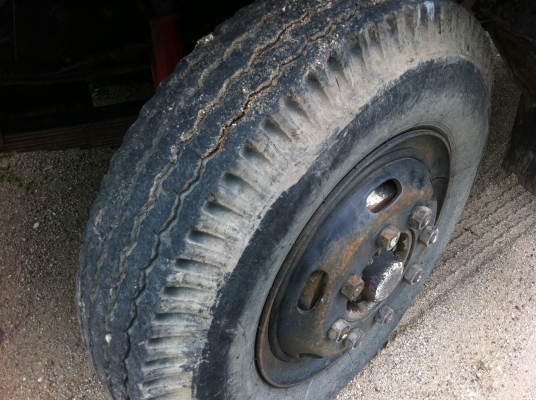 ขายรถพ่วง 18 ล้อ 2 เพลา แม่-ลูก ราคาลดเหลือ 1800000 ต่อรอง กระบะเนียมคอกสูงดั้ม HINO FM2K เครื่อง.K13D ปี.42 รถใช้งานอยู่