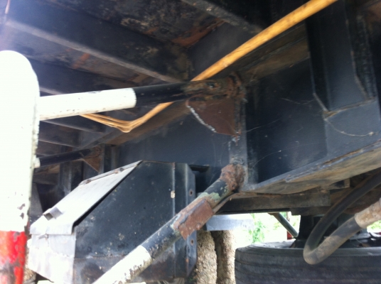 ขายรถพ่วง 18 ล้อ 2 เพลา แม่-ลูก ราคาลดเหลือ 1800000 ต่อรอง กระบะเนียมคอกสูงดั้ม HINO FM2K เครื่อง.K13D ปี.42 รถใช้งานอยู่