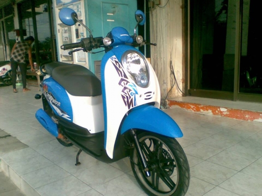 ขายถูก Scoopy &ndash; i ปี 2554 (ล้อแม็กซ์ V.I.P) สีน้ำเงิน &ndash; ขาว